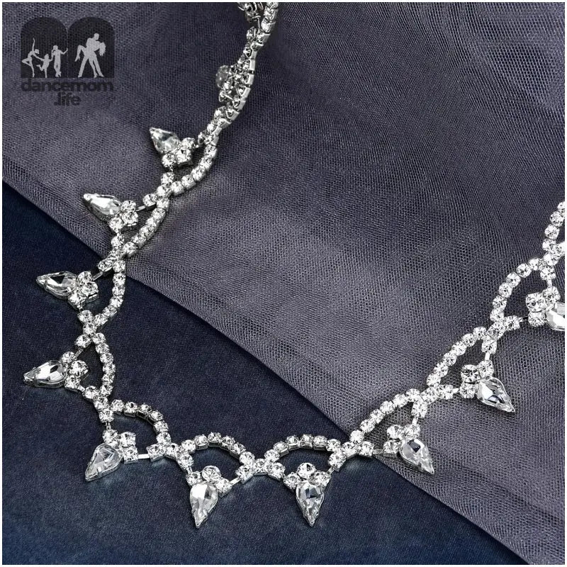 1 Yard Rhinestone Trim Chain, Silver Crystal Rhinestone Close Tassel Chain for Sewing Crafts Ideal Wedding Party Clothing DIY Decoration. (Pointed)