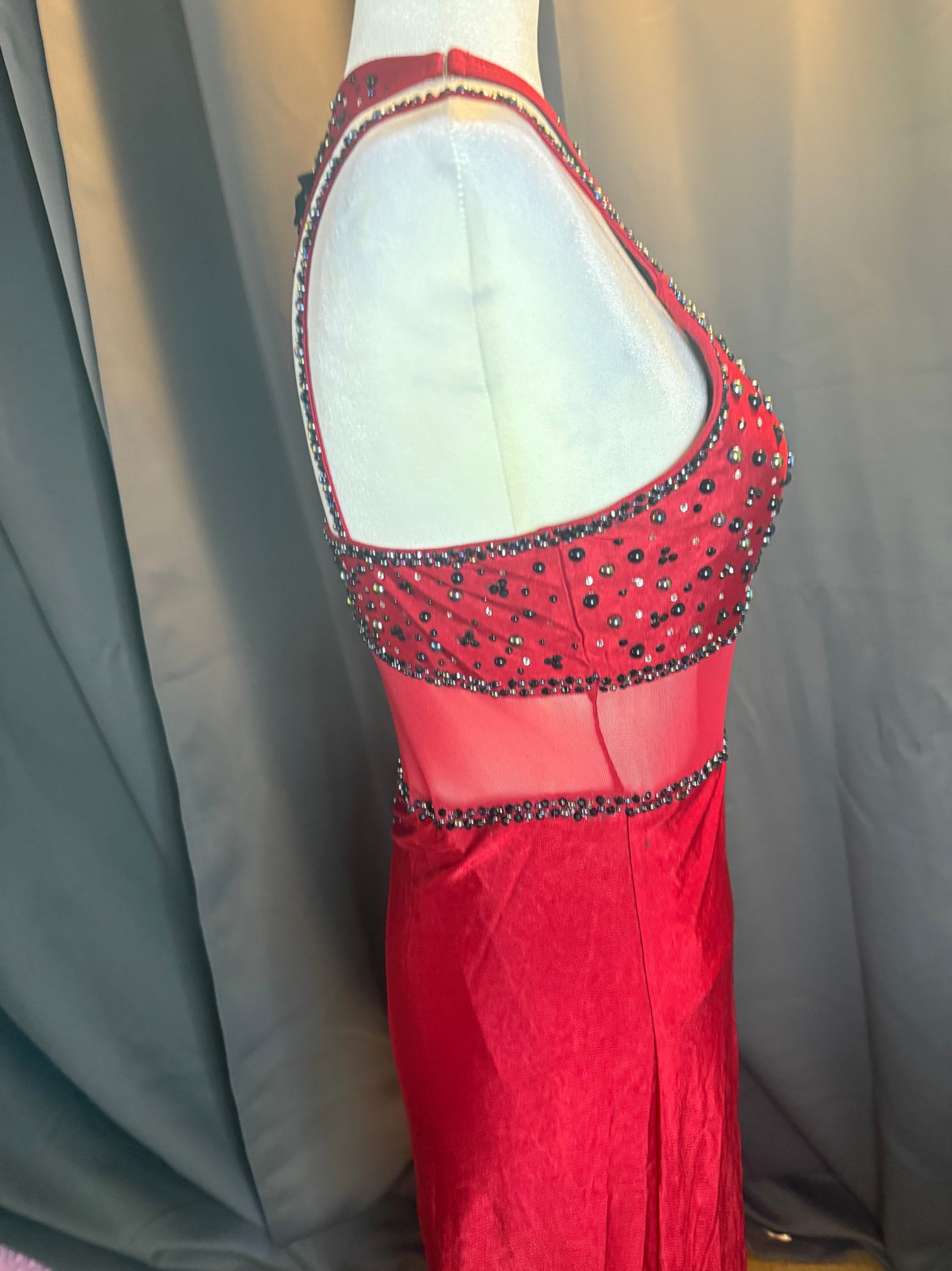 Scarlet Tango - Adult Medium Red. Uneven Hem Costume with Black Rose Appliqués